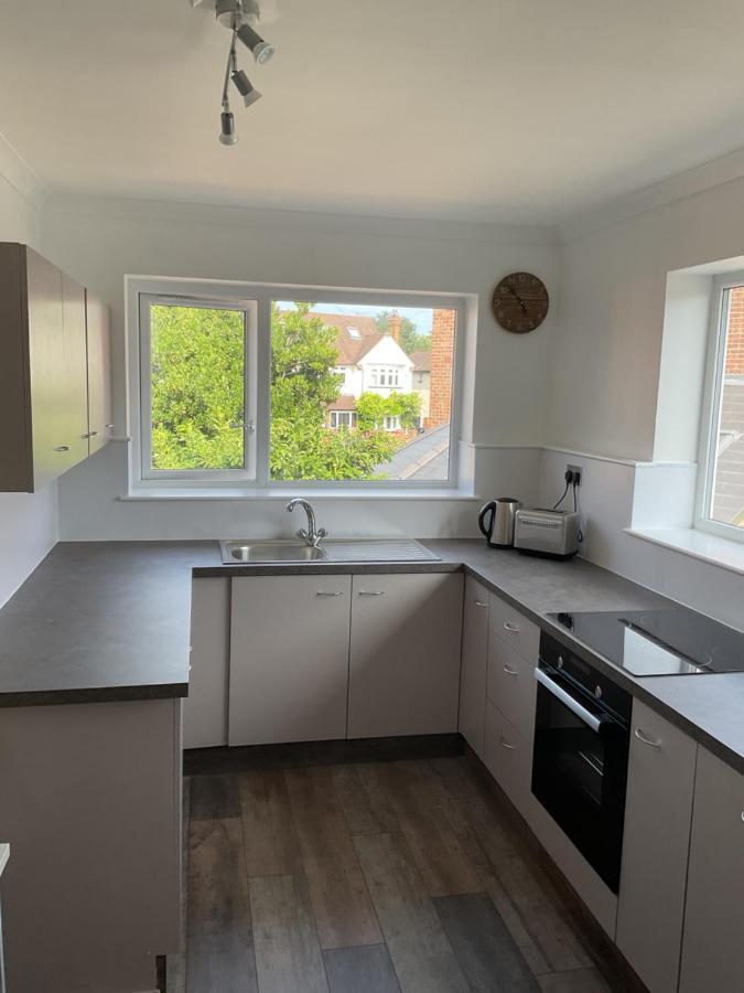 Large 2-Bedroom Maisonette With Free Parking Twickenham Exteriér fotografie